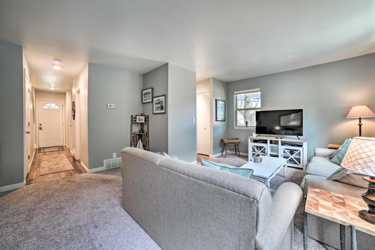Harbor Springs Retreat With Grill About 1 Mi To Beach! Extérieur photo